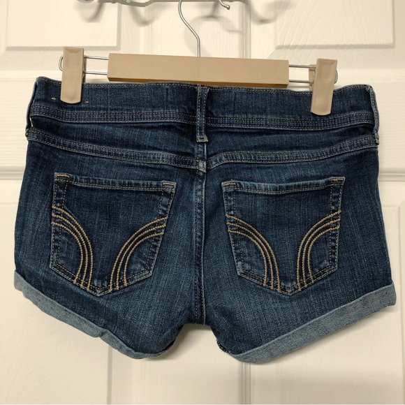 Hollister short-short - Picture 2 of 3